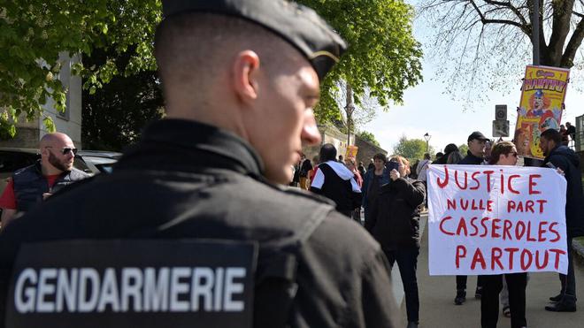 Retraites : sur le terrain, les ministres n’échappent pas aux concerts de casseroles