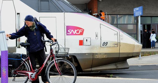 Comment la SNCF veut améliorer l'accès aux vélos dans ses TGV et Ouigo