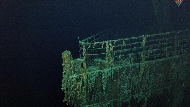 Épave du Titanic : un sous-marin touristique disparait dans l'océan, des recherches déclenchées