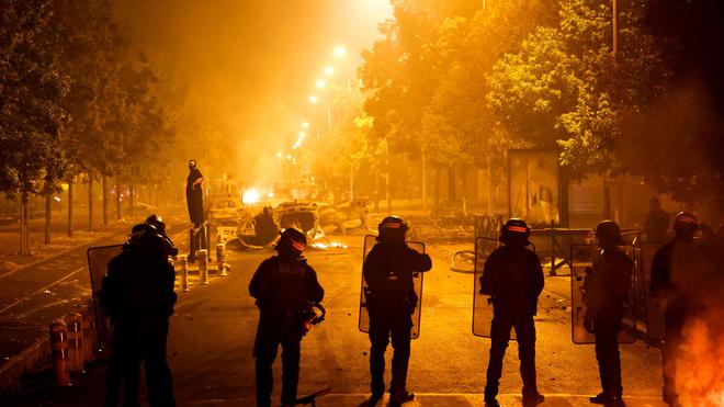 Mort de Nahel : des syndicats de police appellent à combattre les « nuisibles »