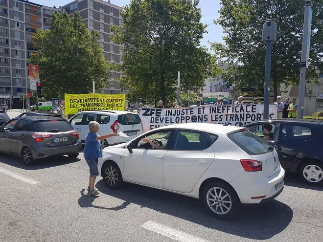 ZFE dans la métropole de Grenoble : «C’est de l’écologie coloniale : on ne pollue pas ici, mais dans les pays du Sud»