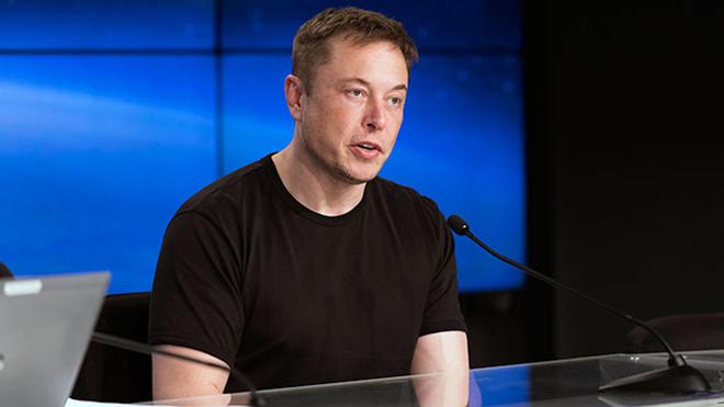 Encore une idée brillante d’Elon Musk : et si on interdisait aux gens sans enfants de voter ?