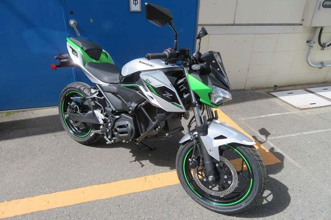 On en sait plus sur les motos électriques de Kawasaki, leur puissance est ridicule