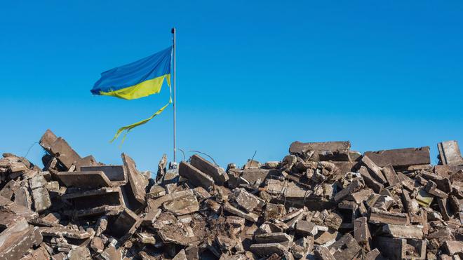 L'Ukraine cible des ponts en Crimée, drone abattu près de Moscou... Le point sur la situation
