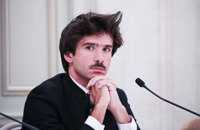 Inculpé à Dakar pour attentat et complot, Juan Branco va être expulsé vers la France