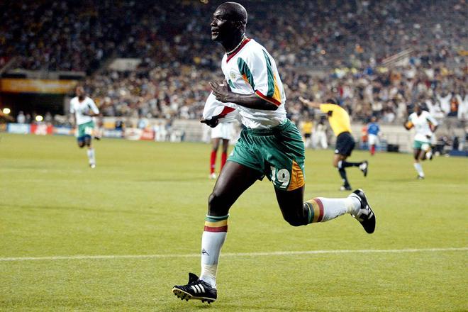 Papa Bouba Diop : Que savoir de la maladie qui a tué l’ancien joueur de la sélection sénégalaise ?