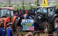 Méga bassines de Sainte-Soline : un convoi de vélos et de tracteurs va rallier Paris