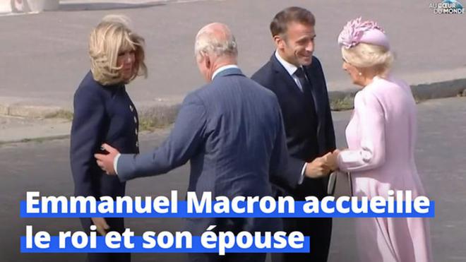 Emmanuel et Brigitte Macron accueillent Charles III et Camilla