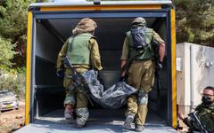 Attaques du Hamas contre Israël : « Personne n’a survécu », plus de 100 civils tués à Kfar Aza