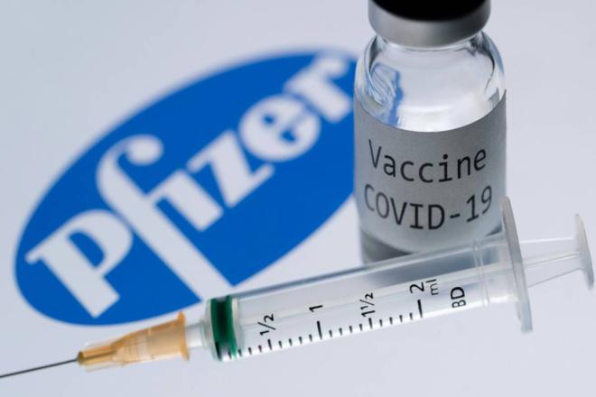 Vaccins Covid-19: priorité aux professionnels de santé et maisons de retraite aux Etats-Unis, recommande un comité