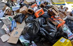 Trafic de déchets en provenance de la Belgique: dix prévenus jugés à Lille