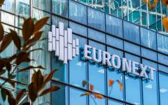 Clôture en petite hausse des Bourses européennes qui veulent rester optimistes