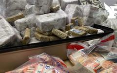 «Une très belle saisie» de 165 kg de résine de cannabis à Marseille, annonce le procureur