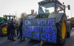 Plus de pesticides, plus de libre-échange: Attal sur la bonne voie pour succéder à Macron?