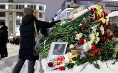 En Russie, l’hommage étouffé à Alexeï Navalny