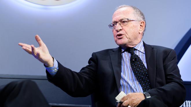 Alan Dershowitz dénonce la politique de Joe Biden à l’égard d’Israël