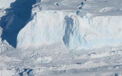 Le « glacier de l’Apocalypse » fond à une vitesse record, selon une étude