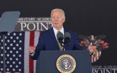 États-Unis: Joe Biden se redit "déterminé" à ne pas envoyer de soldats en Ukraine