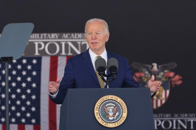 États-Unis: Joe Biden se redit "déterminé" à ne pas envoyer de soldats en Ukraine