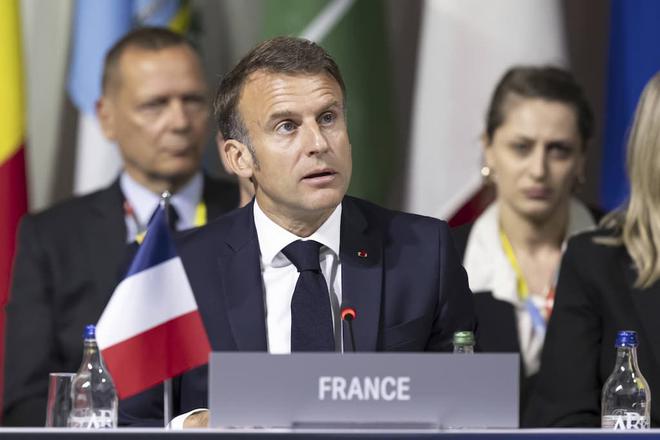 Emmanuel Macron appelle la Russie à libérer le chercheur français Laurent Vinatier