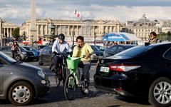 Place de la Concorde : les experts recommandent à la mairie de Paris de réduire la circulation