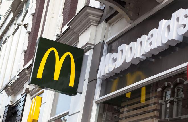 Un restaurant McDonald's condamné pour discrimination de genre envers une salariée transgenre