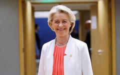 Les 27 pays de l'UE se mettent d'accord pour reconduire Ursula von der Leyen à la tête de la Commission