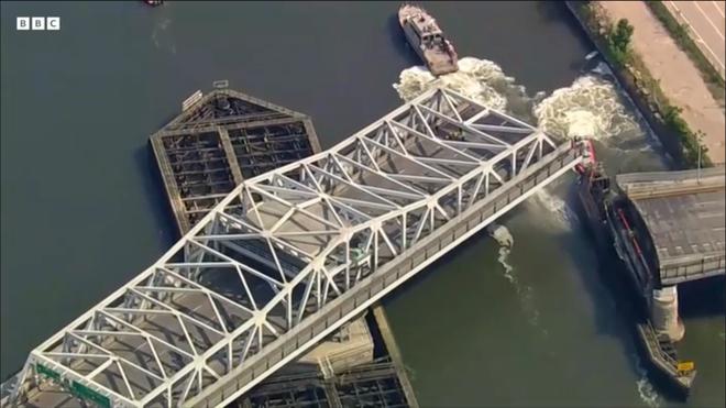 Comment la chaleur extrême bloque le pont de New York