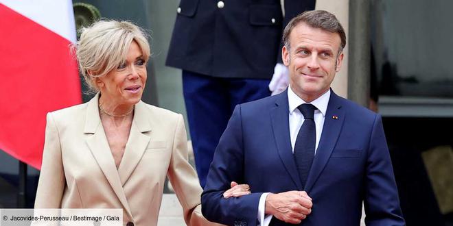 PHOTOS – Bronzés et souriants, Emmanuel et Brigitte Macron réapparaissent en tribunes des JO de Paris 2024