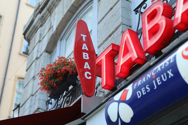 Un tabac-presse d’Angers fermé temporairement après avoir été la cible d’un vol à main armée