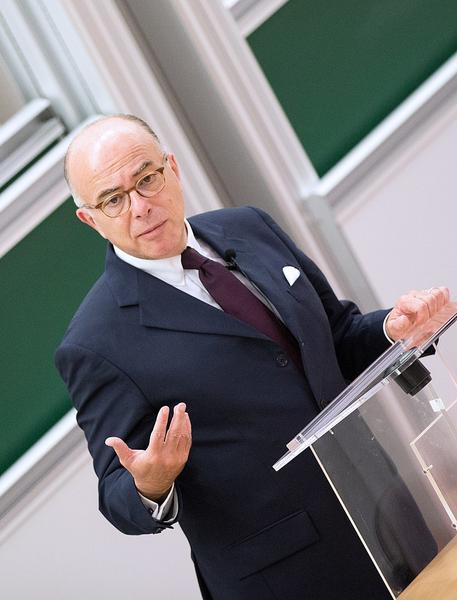 Bernard Cazeneuve, le candidat socialiste de compromis qui agace les Insoumis… et les Écologistes