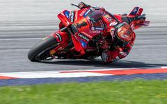 MotoGP - Autriche - Francesco Bagnaia vainqueur du sprint du GP d'Autriche devant Jorge Martin