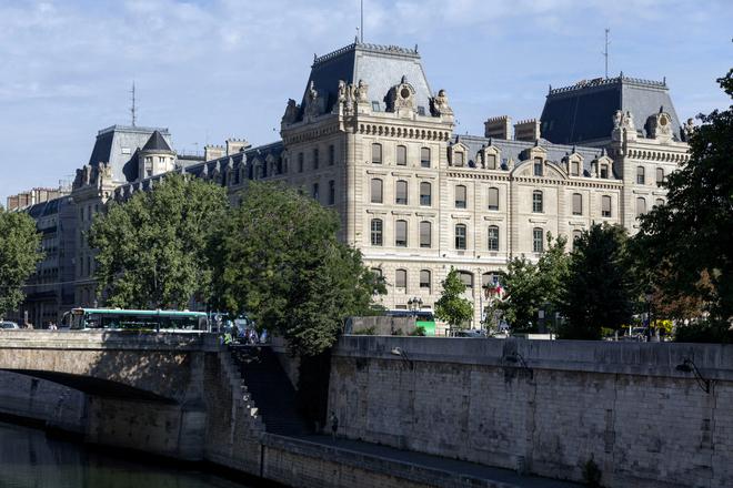 Il y a 80 ans : Les policiers s’emparaient de la Préfecture de Police, marquant le début de la Libération de Paris