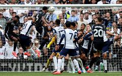 Angleterre: Arsenal remporte le derby à Tottenham d'une courte tête