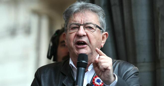 En cas de présidentielle anticipée, «Jean-Luc Mélenchon est le mieux placé pour porter le programme du NFP», estime Manuel Bompard