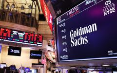 Goldman Sachs : bond du bénéfice net au troisième trimestre grâce aux activités de marché