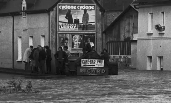 Rennes Journées nationales de la résilience. Exposition Crue de la Vilaine de novembre 1974 à l’hôtel Pasteur