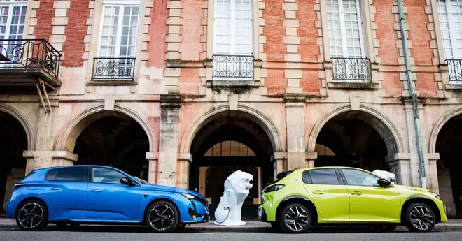 Peugeot lance une campagne digitale « Powered by Lions » !