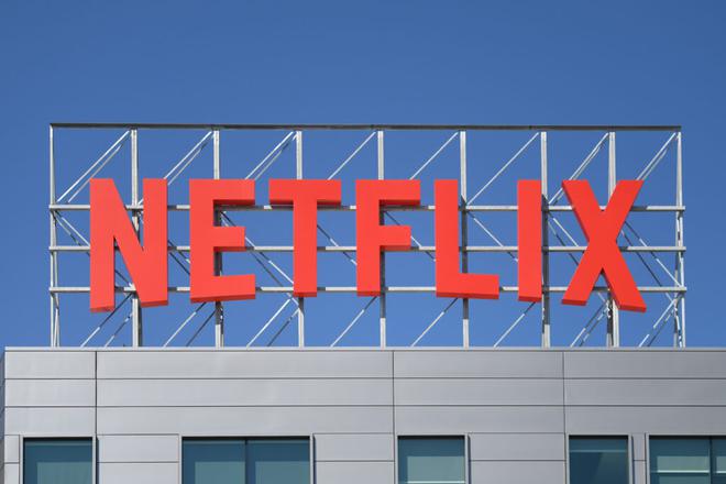 Netflix cherche des figurants bien sapés pour son nouveau film « In Champagne Problems »