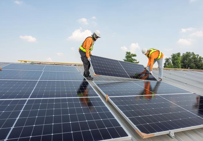 Métiers du solaire : des opportunités d’emploi dans un secteur d’avenir