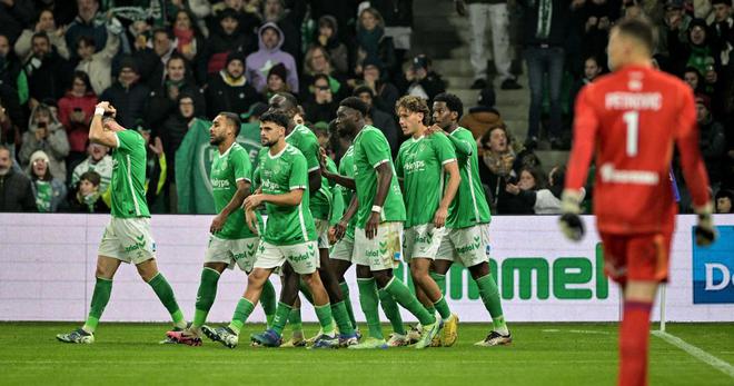 Ligue 1 : Saint-Etienne fait tomber Strasbourg et sort de la zone rouge