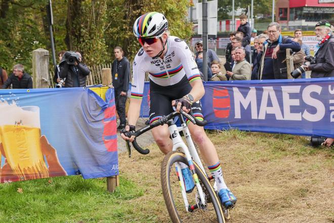 Cyclo-cross : Van Empel domine le Koppenbergcross à deux jours des championnats d’Europe