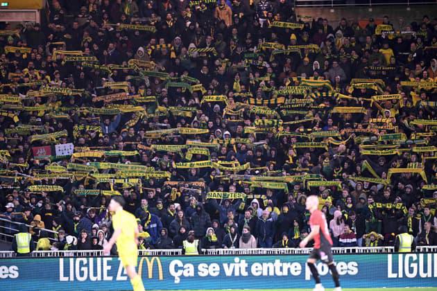 Ligue 1: une alerte à la bombe pendant Nantes-Rennes après un appel d'un homme se revendiquant du Hamas