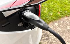 Recharger sa voiture électrique va devenir encore moins cher en 2025 grâce à ce système