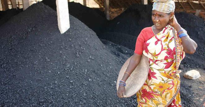 Transition énergétique et justice sociale : l'Inde à l'épreuve de ses paradoxes