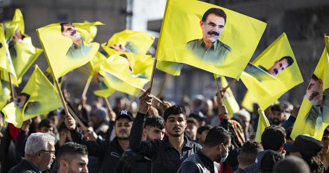En Turquie, le fondateur du PKK, Abdullah Öcalan, se dit prêt à dissoudre le groupe