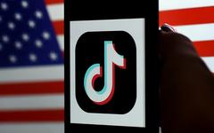 Jusqu'à 13.000 dollars: aux Etats-Unis, des iPhone avec Tiktok se vendent à prix d'or