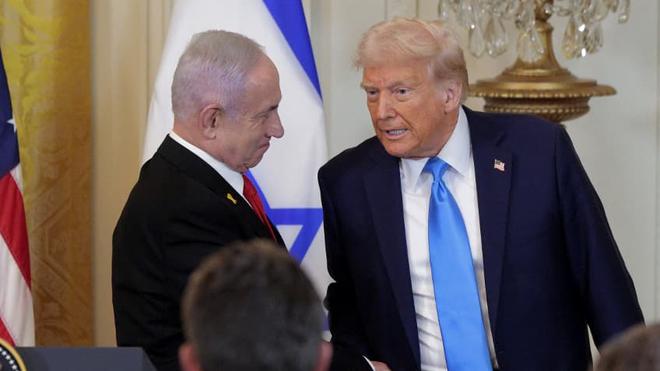 Donald Trump veut "prendre le contrôle" de la bande de Gaza et en faire "la Côte d'Azur du Moyen-Orient"