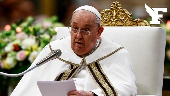 Hospitalisé, le pape François ne pourra présider la messe de ce dimanche, annonce le Vatican