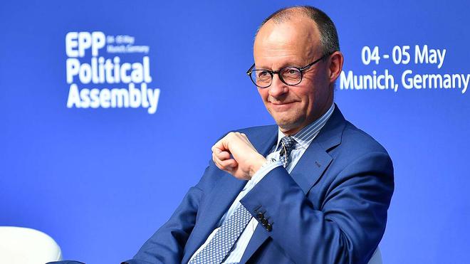 Friedrich Merz : le visage allemand d’un virage à droite de l’UE ?